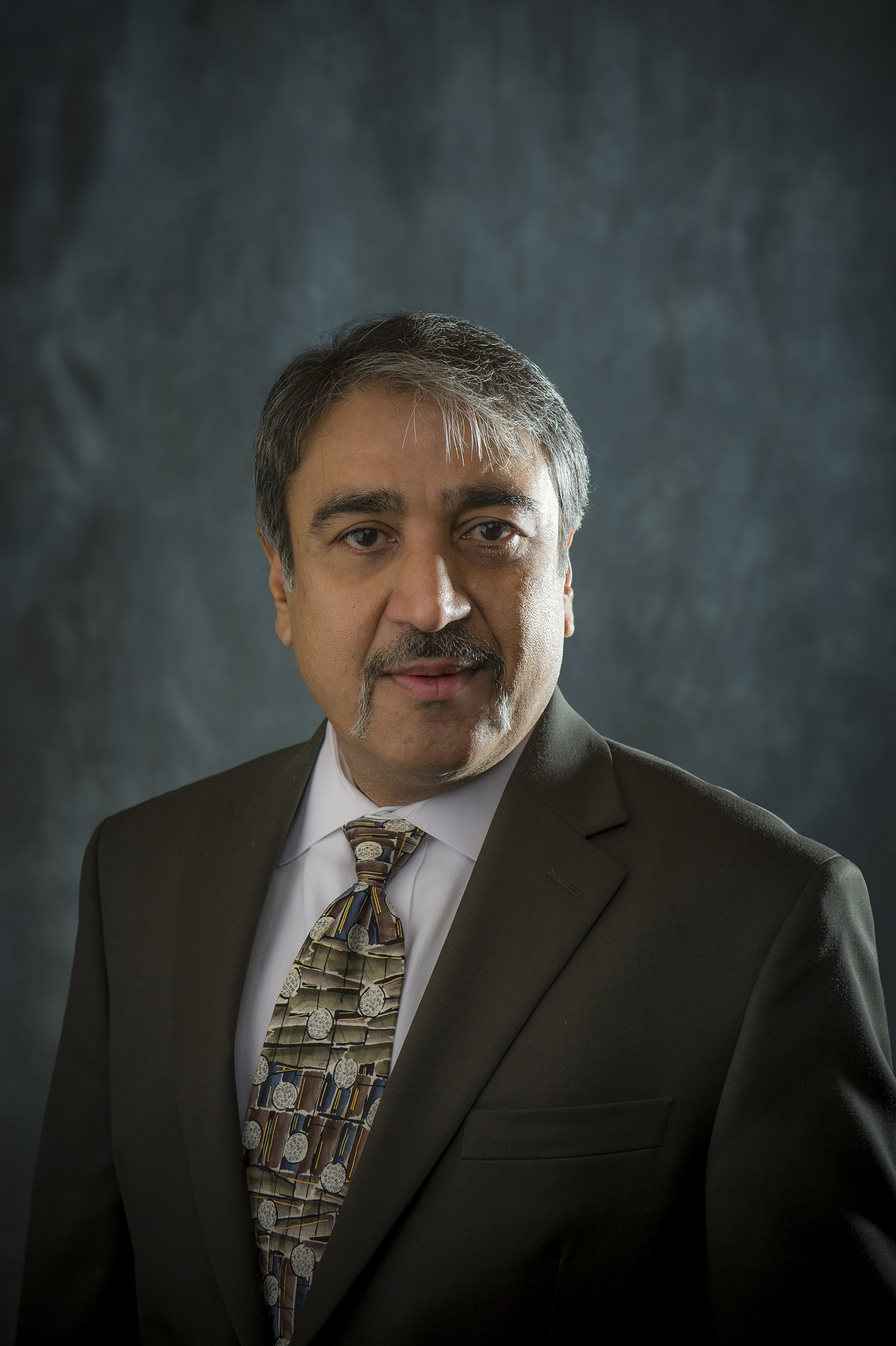p-khosla-headshot